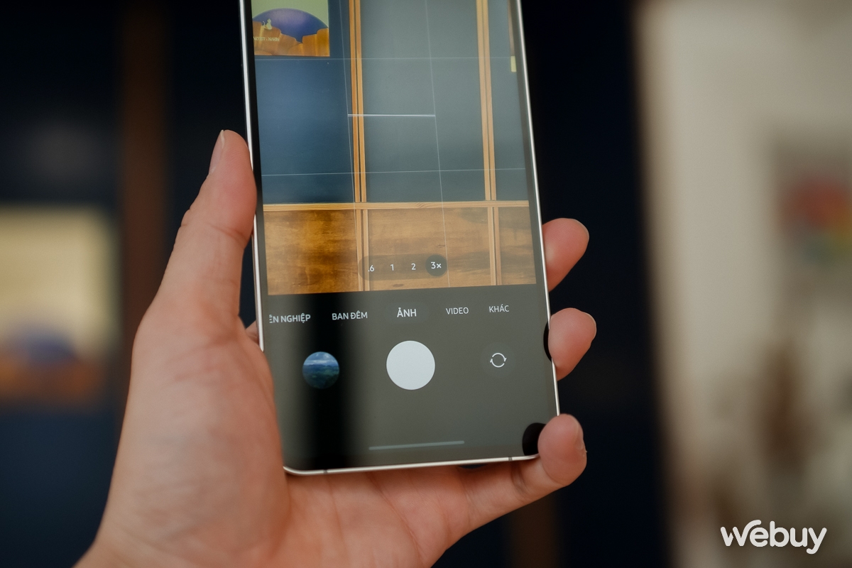 1 tháng dùng Galaxy S24 FE: Chụp đẹp hơn, game “ngon” hơn, thêm AI nhưng còn 1 điểm duy nhất có thể khiến Samfan “lấn cấn”- Ảnh 2.